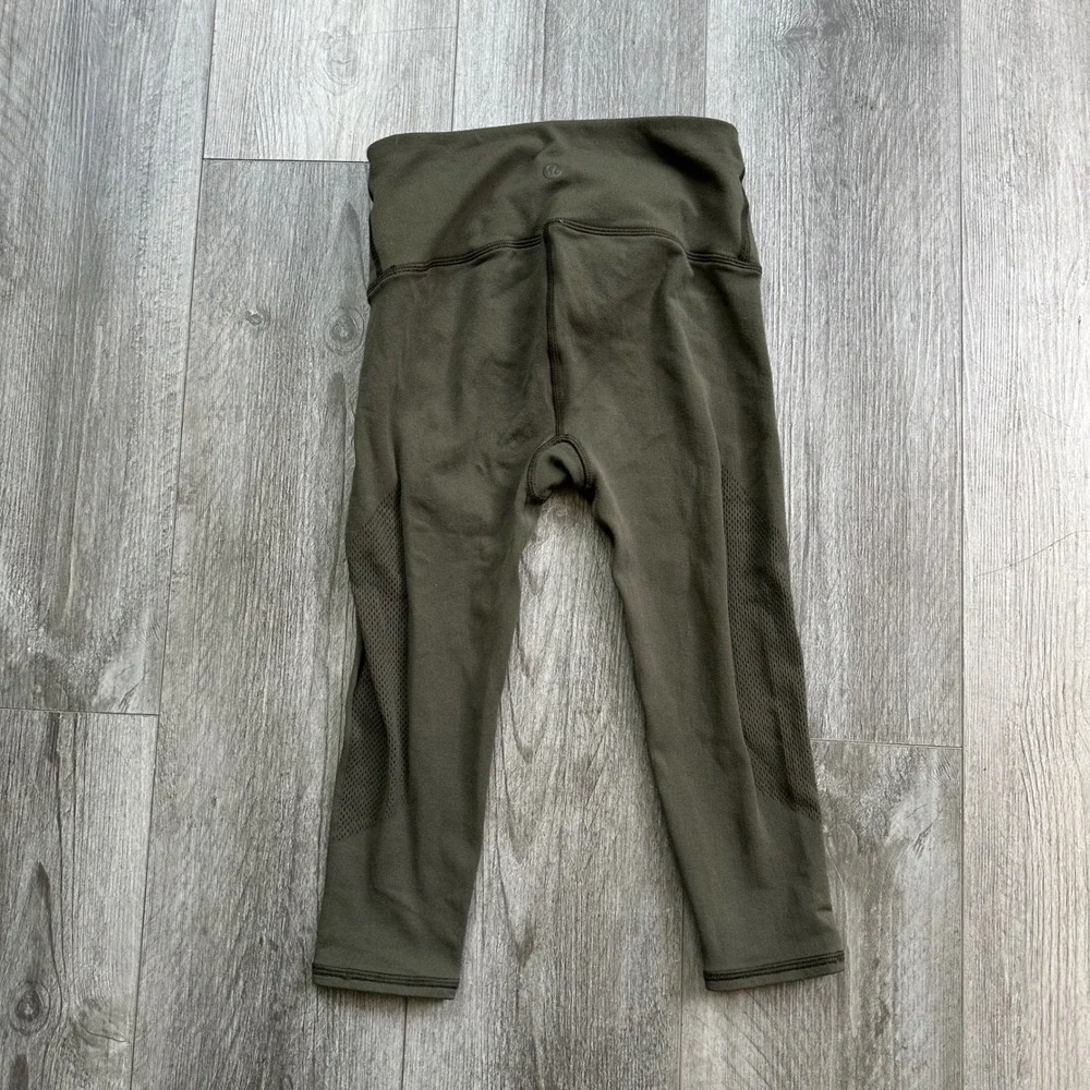 Lululemon Olive Green Mesh Capri Leggings XS womens 14